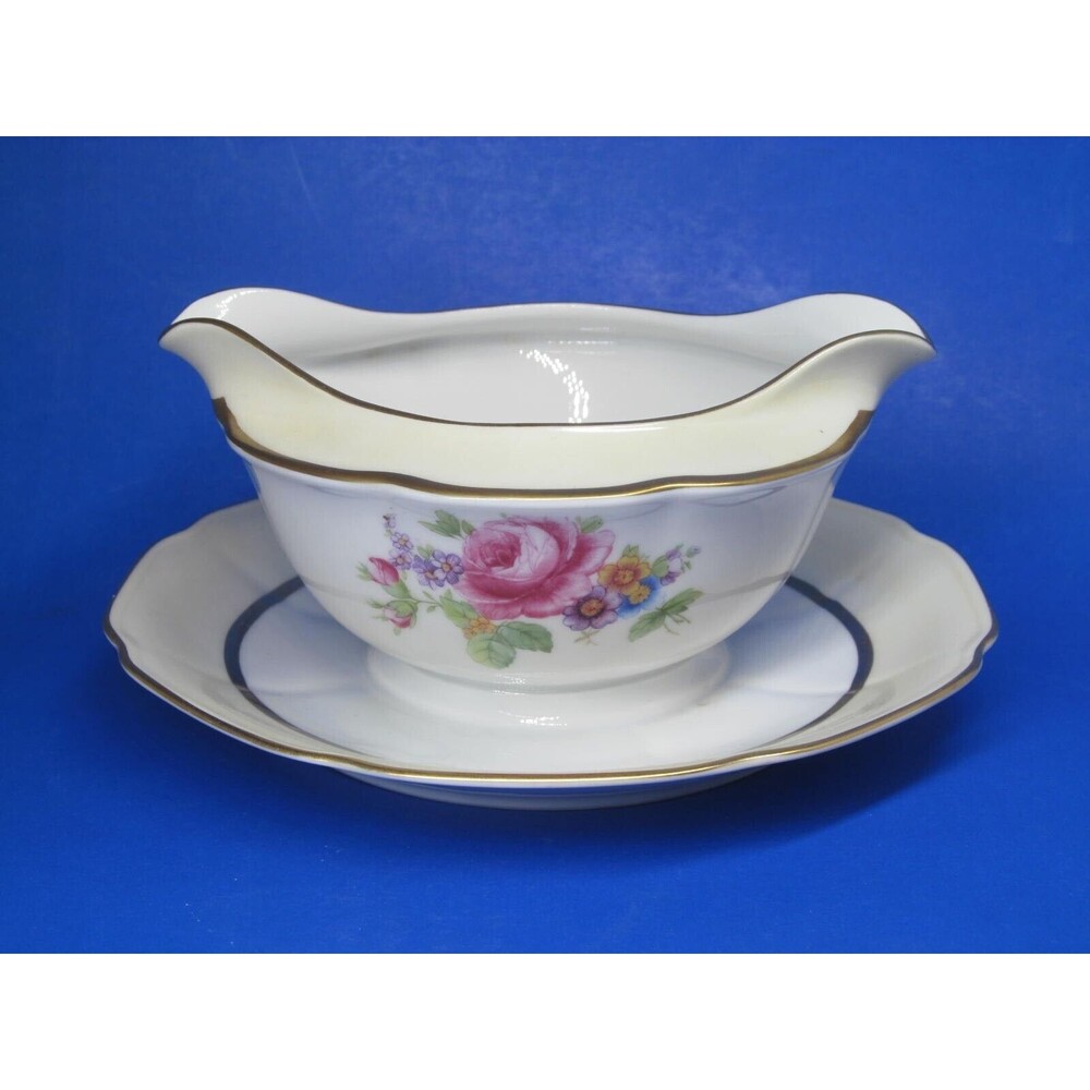 Bavaria Tirschenreuth The Dover Gravy Boat with attached Underplate 1927-1948